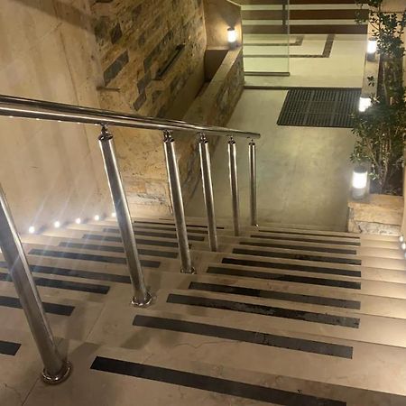 Al Haneen Hotel Apartments Safut Экстерьер фото